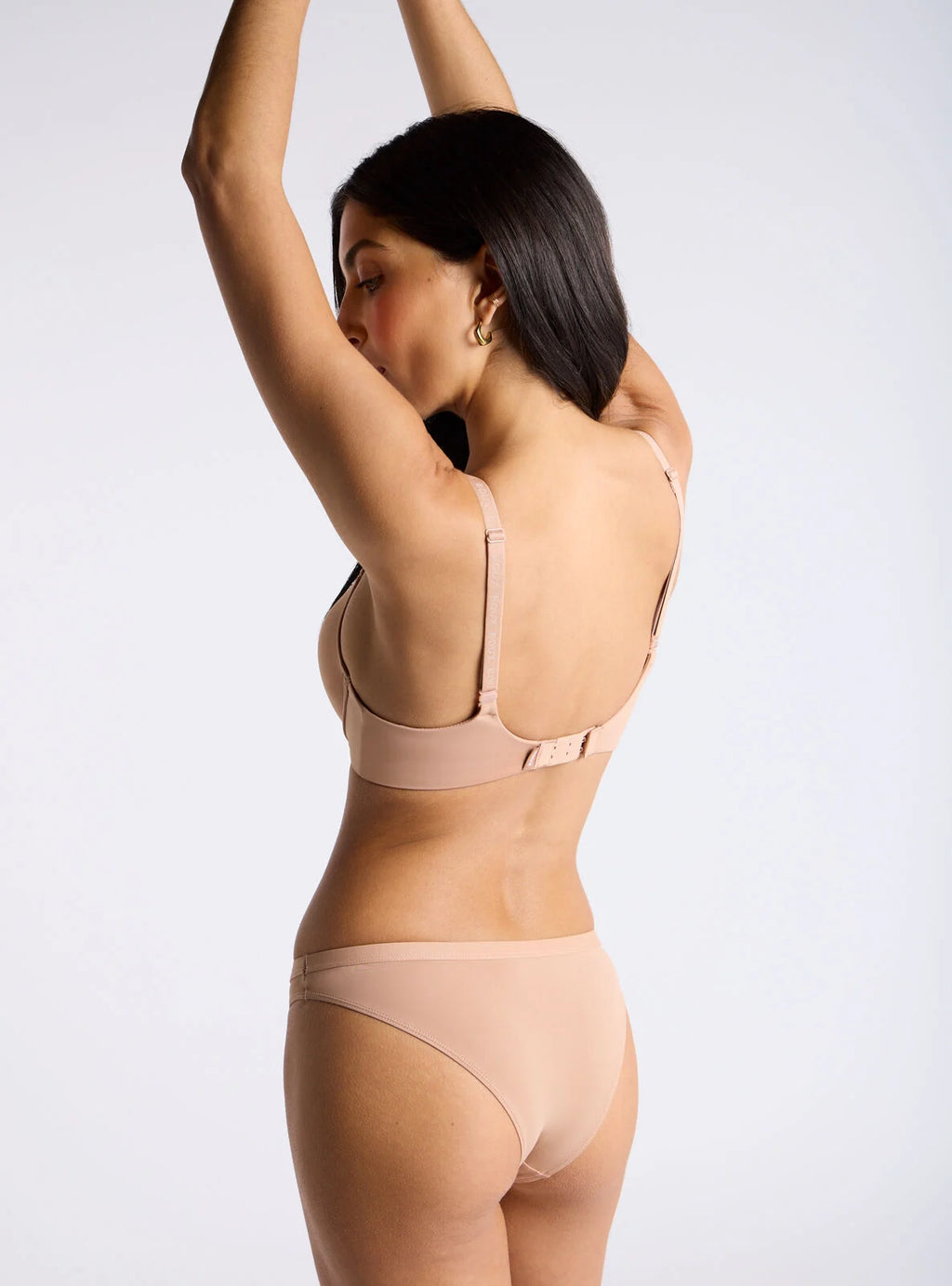 The Vessara Soft Ember Push-Up